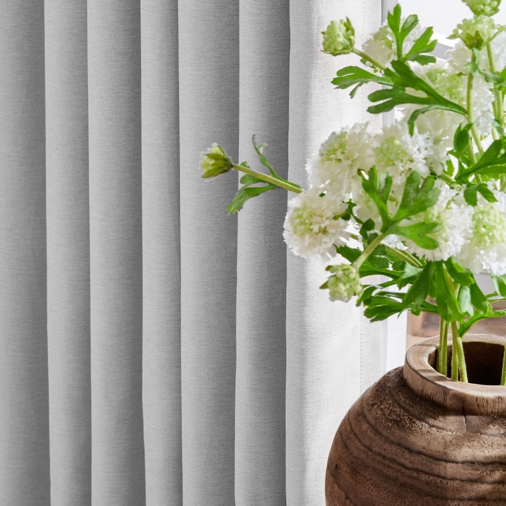 Yvonne Total Blackout Custom Curtains - Deconovo US
